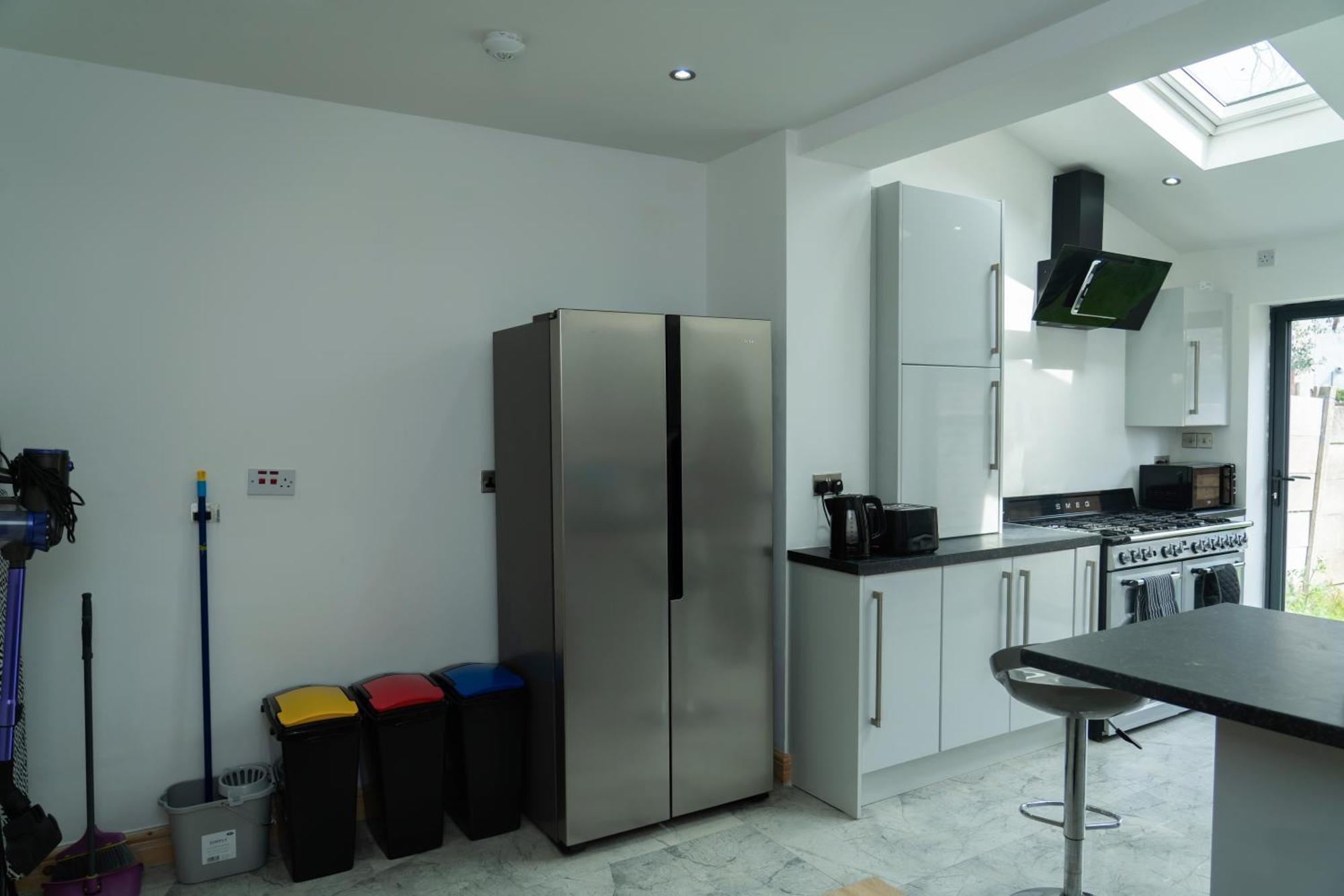 Double Bedroom Near Etihad And Coop Live With Free Parking, Shared Kitchen & Bathroom - Including Free 1-Hour Early Check-In Or Late Check-Out For Bookings Until July Manchester Exterior foto